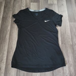 Nike Pro Women's T-Shirt Size L